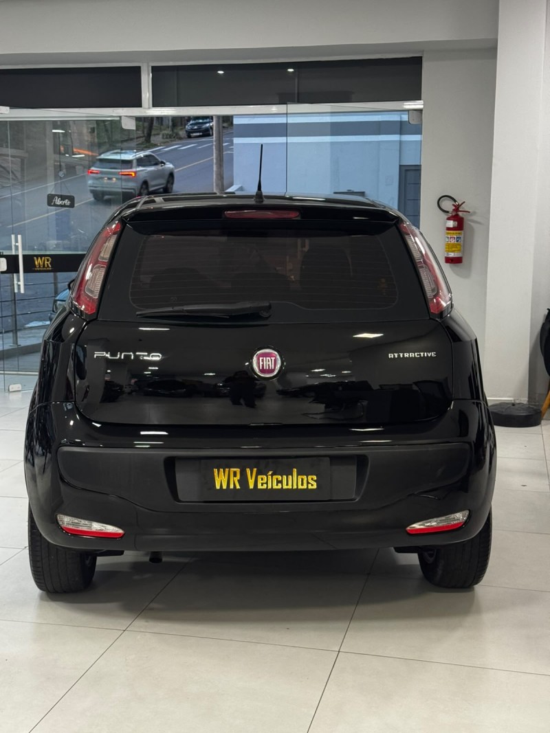 PUNTO 1.4 ATTRACTIVE 8V FLEX 4P MANUAL - 2014 - BENTO GONçALVES