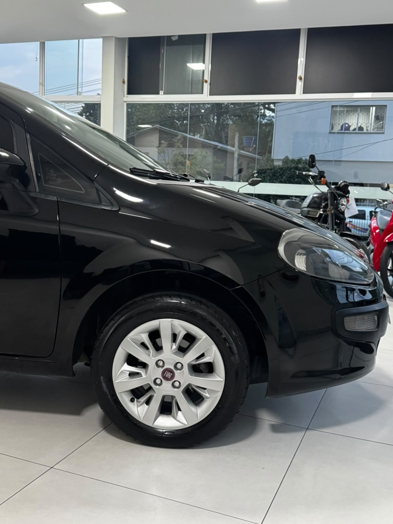 PUNTO 1.4 ATTRACTIVE 8V FLEX 4P MANUAL - 2014 - BENTO GONçALVES