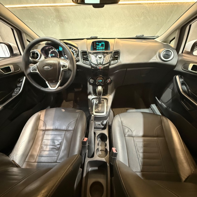 FIESTA 1.6 TITANIUM HATCH 16V FLEX 4P AUTOMÁTICO - 2016 - CAXIAS DO SUL