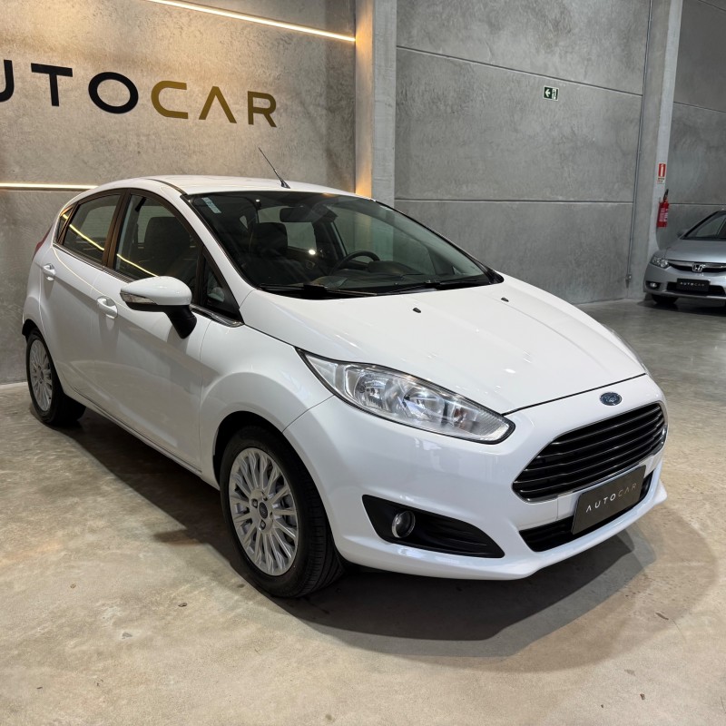 FIESTA 1.6 TITANIUM HATCH 16V FLEX 4P AUTOMÁTICO - 2016 - CAXIAS DO SUL