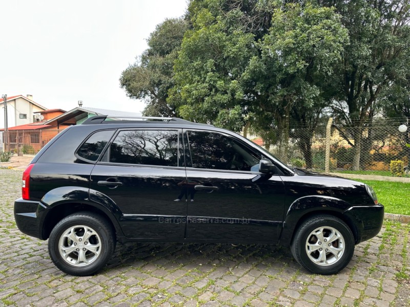TUCSON 2.0 MPFI GL 16V 2WD GASOLINA 4P AUTOMÁTICO - 2010 - CAXIAS DO SUL