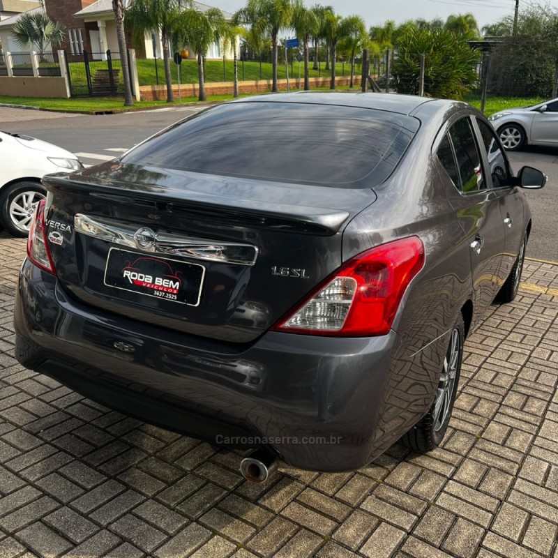 VERSA 1.6 16V SL FLEXSTART FLEX 4P AUTOMÁTICO - 2018 - FELIZ