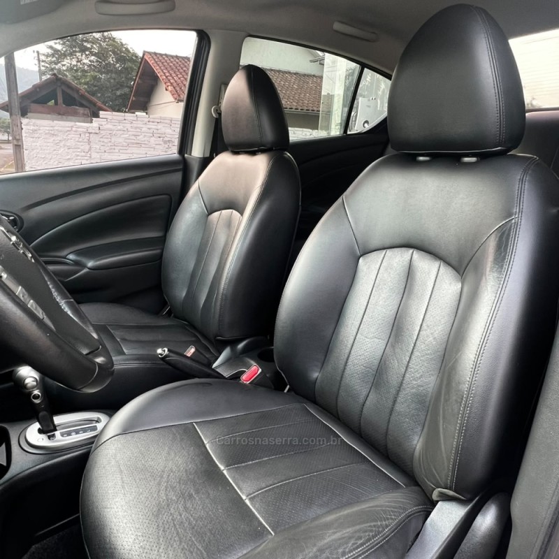 VERSA 1.6 16V SL FLEXSTART FLEX 4P AUTOMÁTICO - 2018 - FELIZ