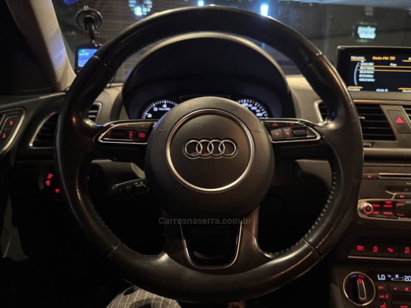 Q3 1.4 TFSI ATTRACTION 16V FLEX 4P S TRONIC - 2018 - FARROUPILHA