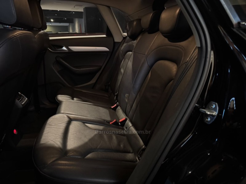 Q3 1.4 TFSI ATTRACTION 16V FLEX 4P S TRONIC - 2018 - FARROUPILHA