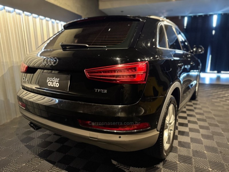 Q3 1.4 TFSI ATTRACTION 16V FLEX 4P S TRONIC - 2018 - FARROUPILHA