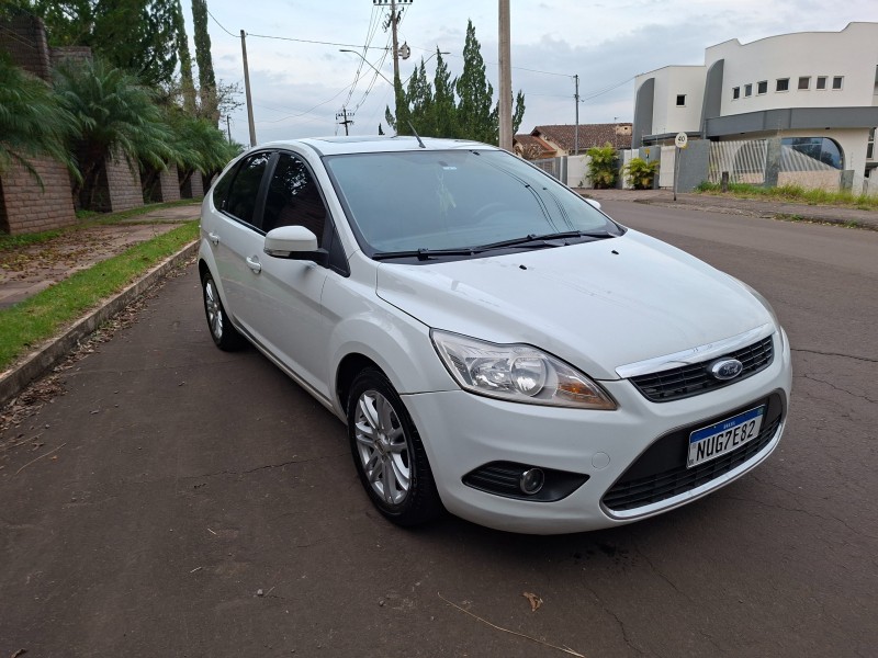 FOCUS 2.0 GHIA 16V GASOLINA 4P AUTOMÁTICO - 2011 - ARROIO DO MEIO