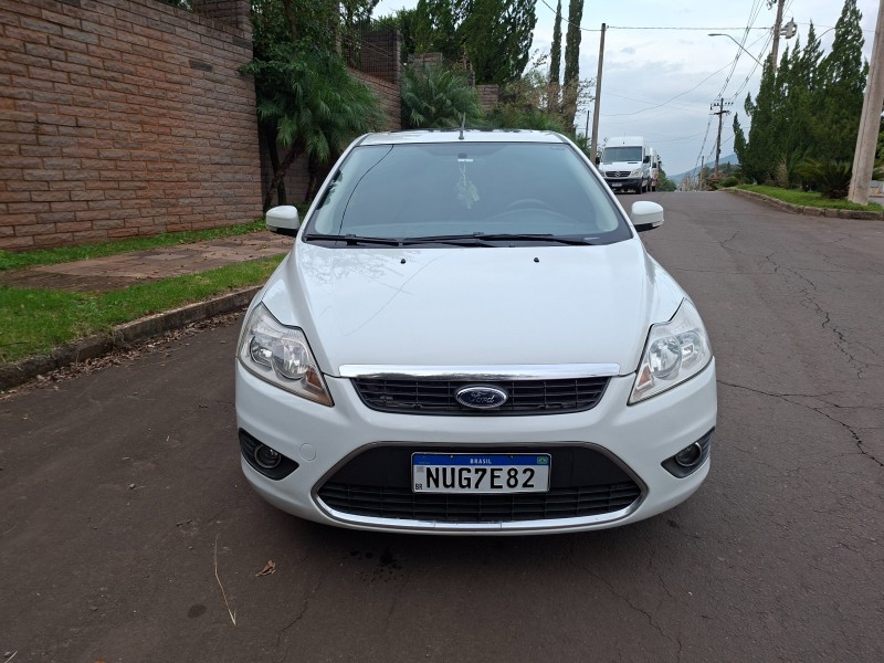 focus 2.0 ghia 16v gasolina 4p automatico 2011 arroio do meio