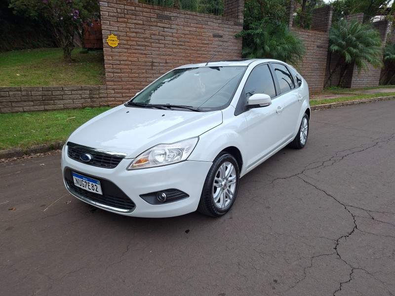 FOCUS 2.0 GHIA 16V GASOLINA 4P AUTOMÁTICO - 2011 - ARROIO DO MEIO