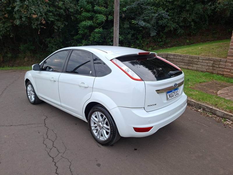 FOCUS 2.0 GHIA 16V GASOLINA 4P AUTOMÁTICO - 2011 - ARROIO DO MEIO