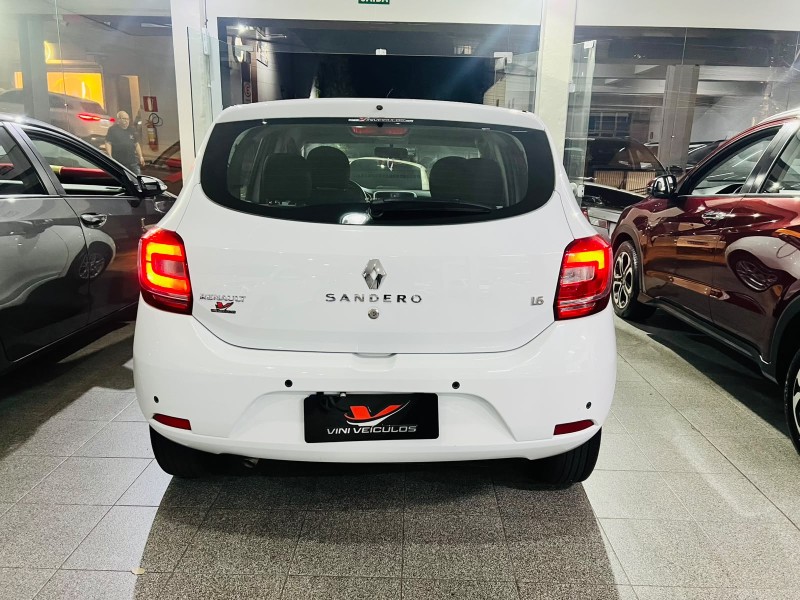 SANDERO 1.6 EXPRESSION 8V FLEX 4P MANUAL - 2015 - CAXIAS DO SUL