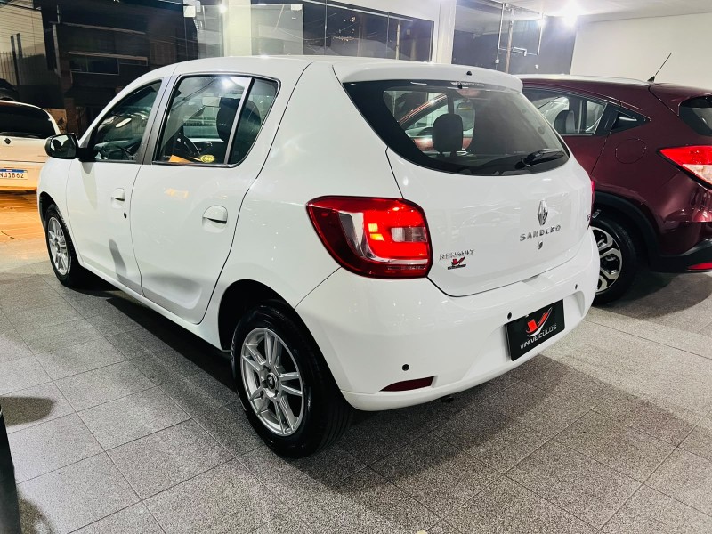 SANDERO 1.6 EXPRESSION 8V FLEX 4P MANUAL - 2015 - CAXIAS DO SUL