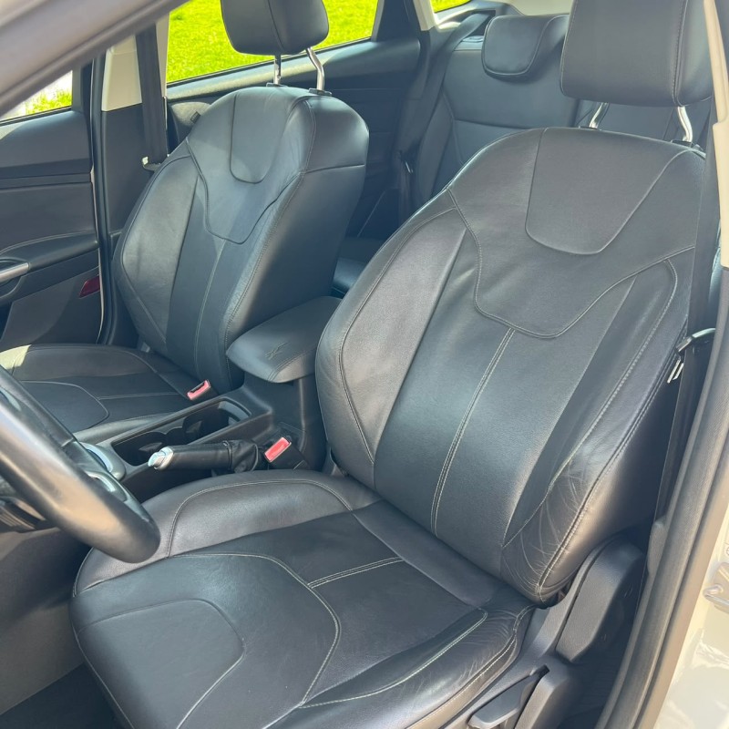 FOCUS 2.0 SE HATCH 16V FLEX 4P AUTO - 2017 - CAXIAS DO SUL