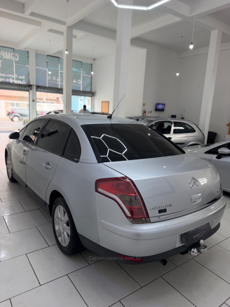 C4 2.0 GLX 16V FLEX 4P MANUAL - 2011 - CAXIAS DO SUL