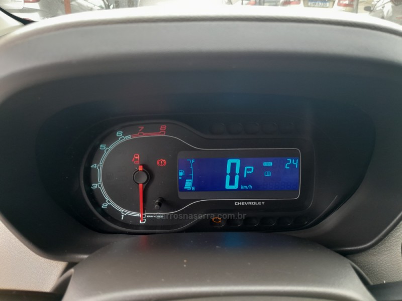 SPIN 1.8 LT 8V FLEX 4P MANUAL - 2015 - VERANóPOLIS