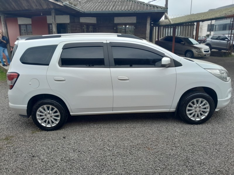 SPIN 1.8 LT 8V FLEX 4P MANUAL - 2015 - VERANóPOLIS