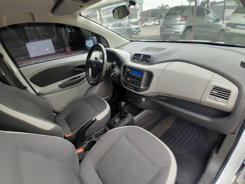 SPIN 1.8 LT 8V FLEX 4P MANUAL - 2015 - VERANóPOLIS