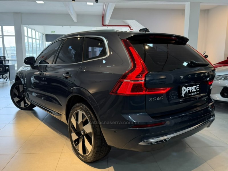 XC60 2.0 T8 ULTIMATE AWD HIBRIDO 4P AUTOMÁTICO - 2024 - CAXIAS DO SUL