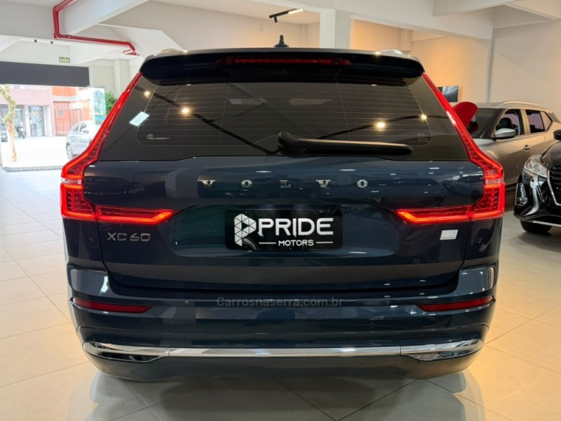 XC60 2.0 T8 ULTIMATE AWD HIBRIDO 4P AUTOMÁTICO - 2024 - CAXIAS DO SUL