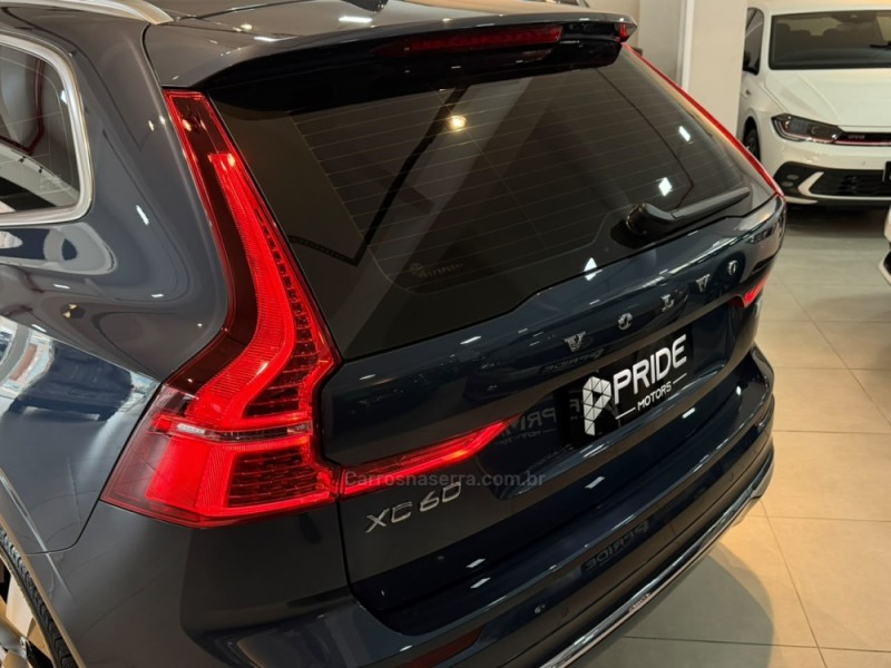 XC60 2.0 T8 ULTIMATE AWD HIBRIDO 4P AUTOMÁTICO - 2024 - CAXIAS DO SUL