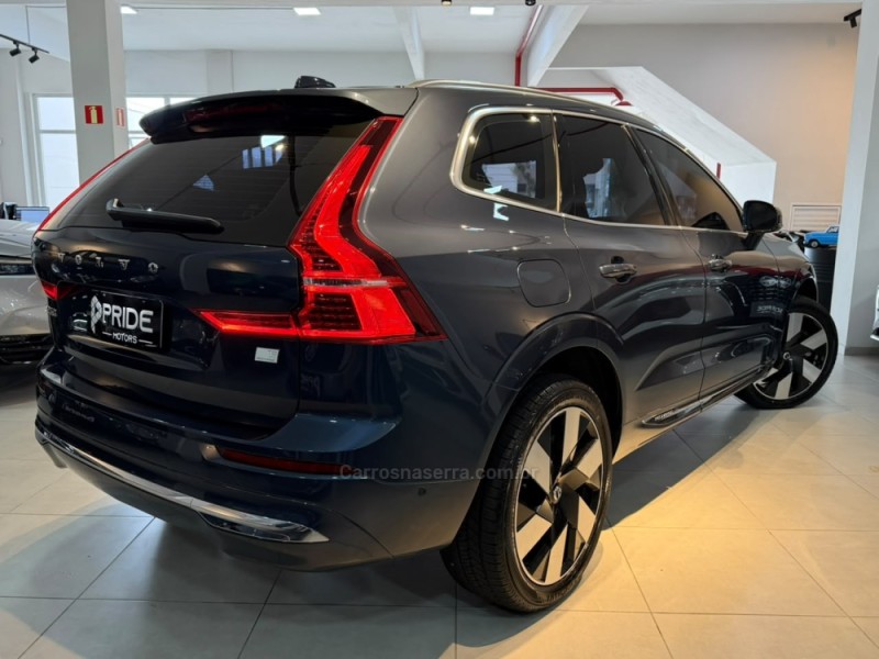 XC60 2.0 T8 ULTIMATE AWD HIBRIDO 4P AUTOMÁTICO - 2024 - CAXIAS DO SUL