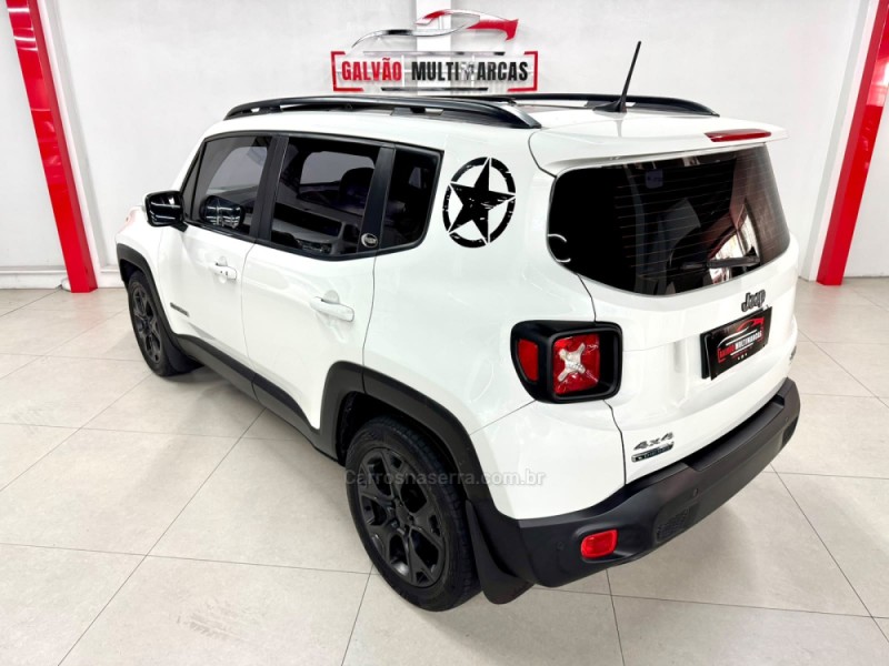 RENEGADE 2.0 16V TURBO DIESEL LONGITUDE 4P 4X4 AUTOMÁTICO - 2016 - CAXIAS DO SUL