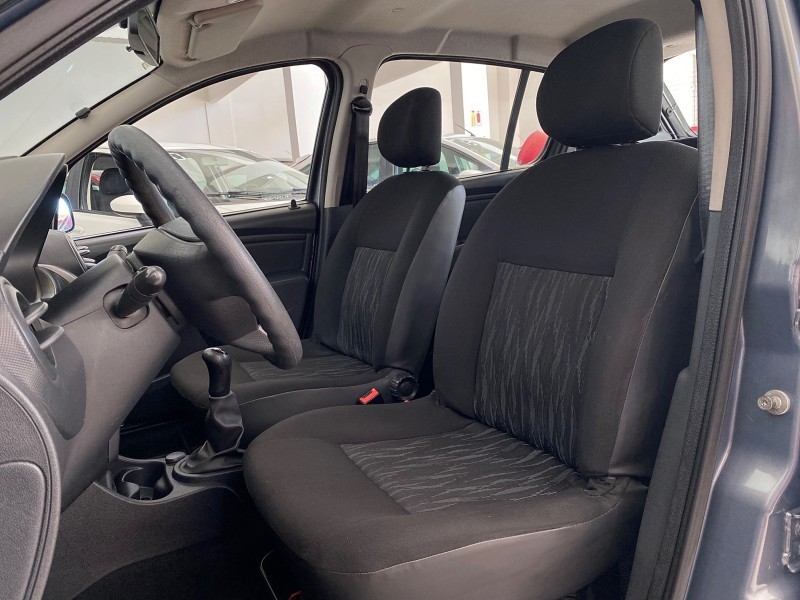 SANDERO 1.0 AUTHENTIQUE 16V FLEX 4P MANUAL - 2012 - CAXIAS DO SUL