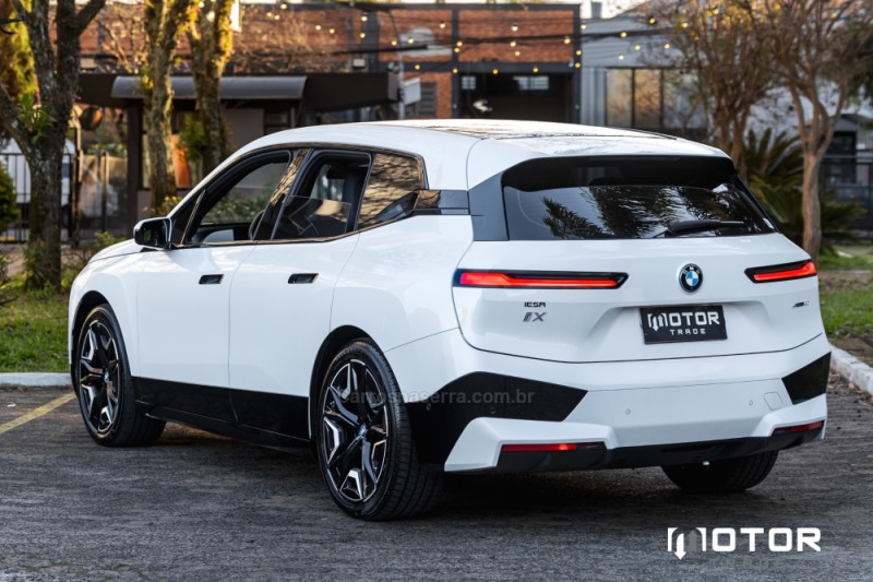 IX XDRIVE50 SPORT ELÉTRICO 4P AUTOMÁTICO - 2024 - PORTO ALEGRE