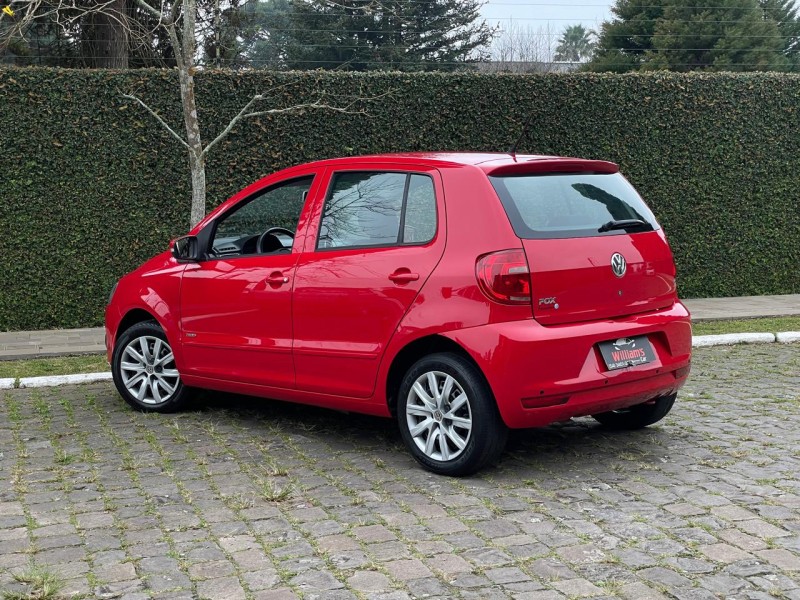 FOX 1.0 MI TREND 8V FLEX 4P MANUAL - 2012 - FARROUPILHA