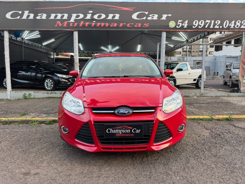 FOCUS 1.6 SE 16V FLEX 4P MANUAL - 2014 - VACARIA