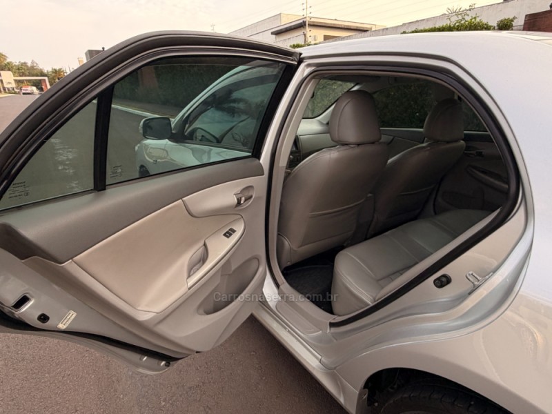 COROLLA 2.0 XEI 16V FLEX 4P AUTOMÁTICO - 2011 - SãO LEOPOLDO