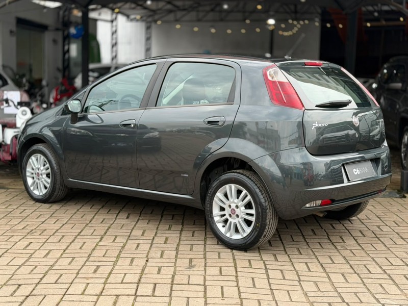 PUNTO 1.4 ATTRACTIVE 8V FLEX 4P MANUAL - 2011 - LAGOA VERMELHA