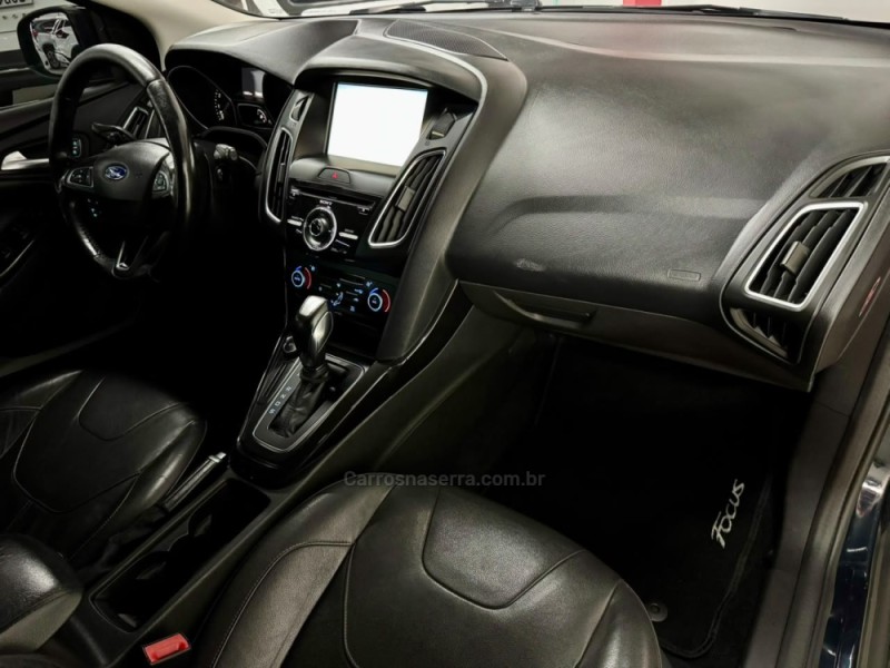 FOCUS 2.0 TITANIUM HATCH 16V FLEX 4P AUTOMÁTICO - 2016 - CAXIAS DO SUL