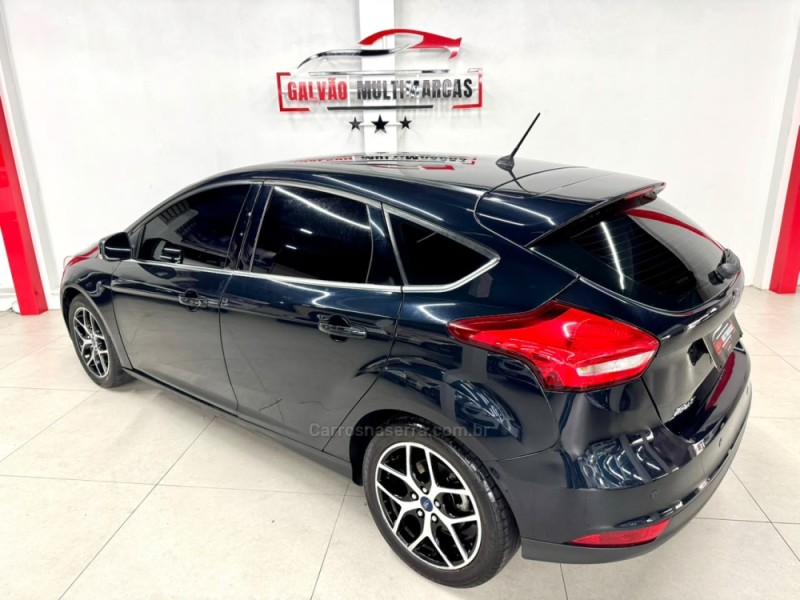 FOCUS 2.0 TITANIUM HATCH 16V FLEX 4P AUTOMÁTICO - 2016 - CAXIAS DO SUL