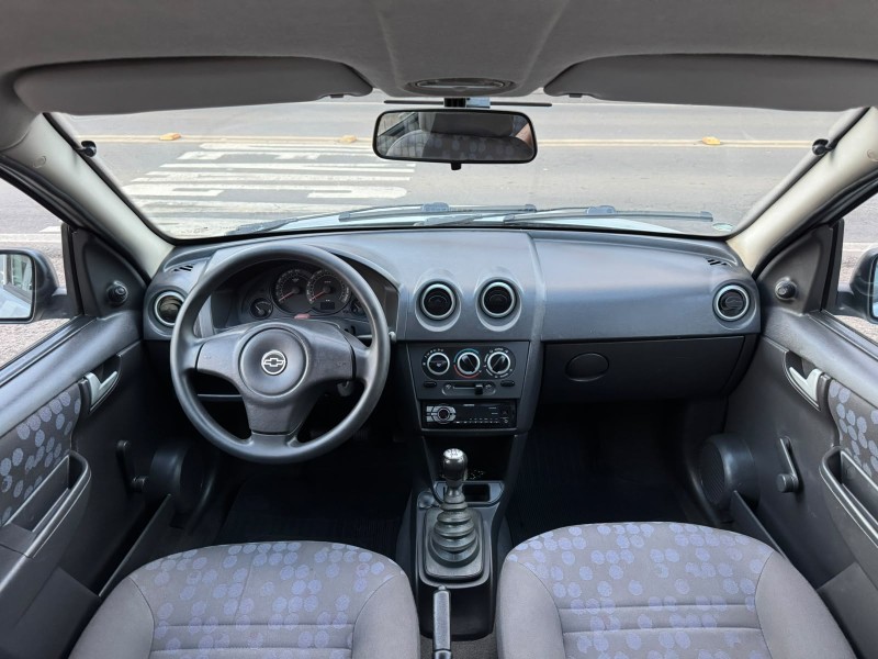 PRISMA 1.4 MPFI JOY 8V FLEX 4P MANUAL - 2008 - VACARIA