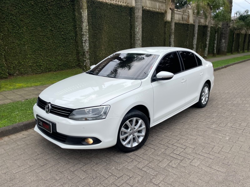 jetta 2.0 comfortline flex 4p tiptronic 2013 caxias do sul
