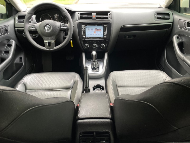 JETTA 2.0 COMFORTLINE FLEX 4P TIPTRONIC - 2013 - CAXIAS DO SUL
