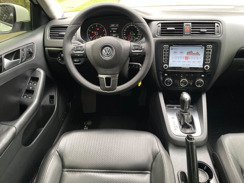 JETTA 2.0 COMFORTLINE FLEX 4P TIPTRONIC - 2013 - CAXIAS DO SUL