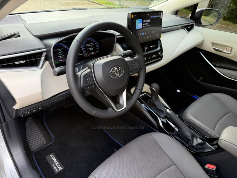 COROLLA 2.0 ALTIS PREMIUM 16V FLEX 4P AUTOMÁTICO - 2026 - IVOTI