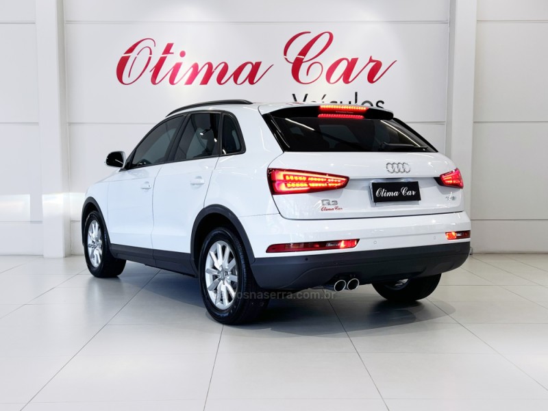 Q3 1.4 TFSI ATTRACTION 16V FLEX 4P S TRONIC - 2018 - FLORES DA CUNHA