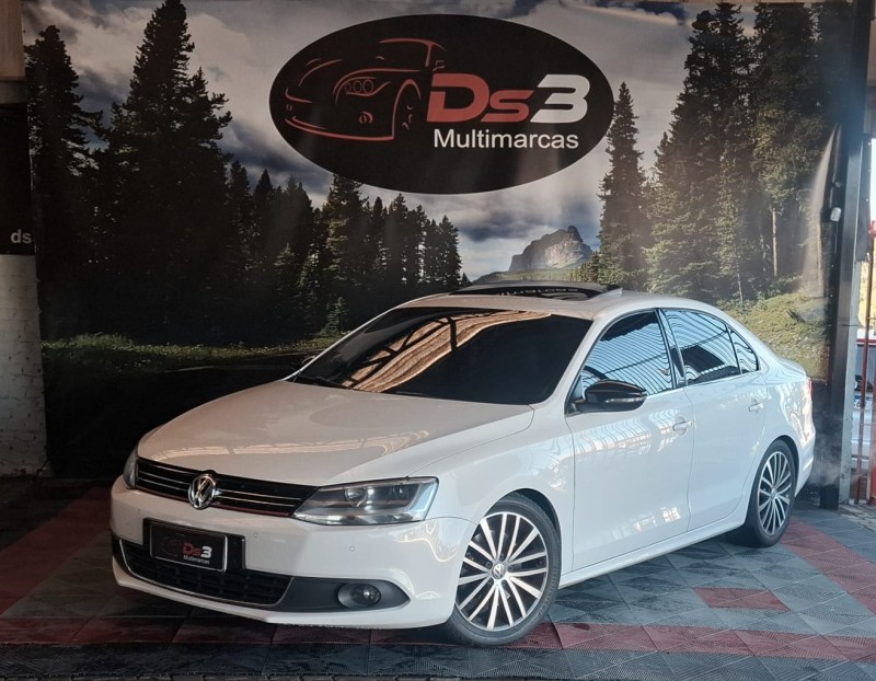 jetta 2.0 tsi highline 200cv gasolina 4p tiptronic 2011 caxias do sul