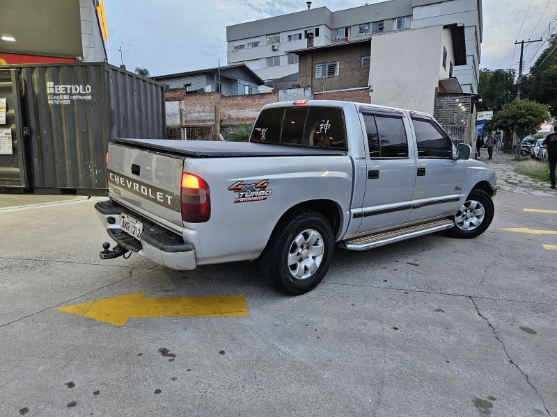 S10 2.8 4X4 CD 12V TURBO INTERCOOLER DIESEL 4P MANUAL - 2001 - CAXIAS DO SUL