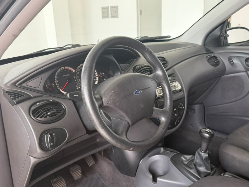 FOCUS 1.6 8V FLEX 4P MANUAL - 2009 - BENTO GONçALVES