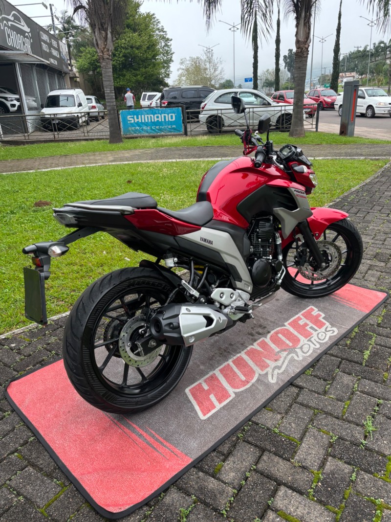 FAZER FZ25 ABS - 2020 - FELIZ