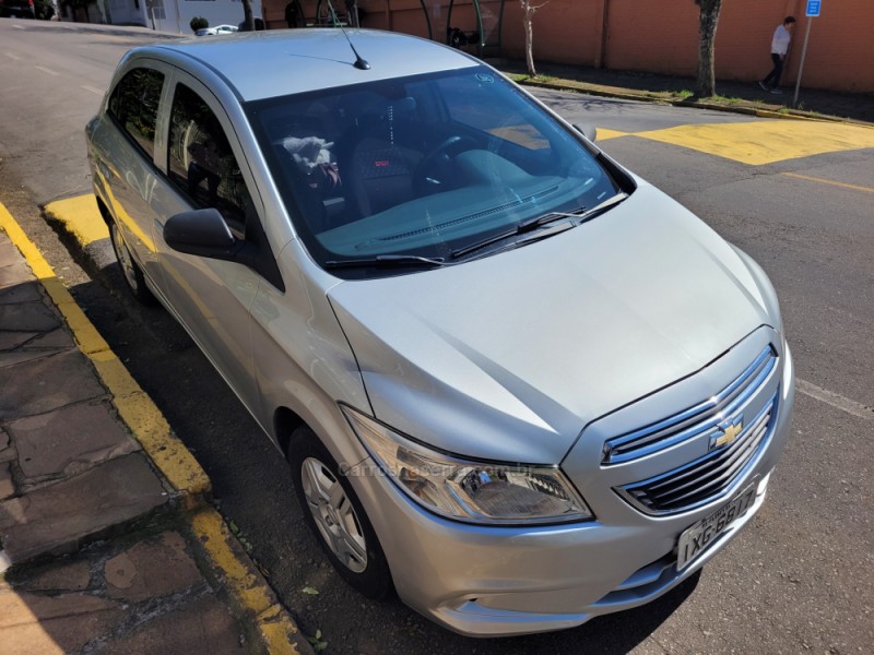 ONIX 1.0 LT 12V FLEX 4P MANUAL - 2016 - FLORES DA CUNHA