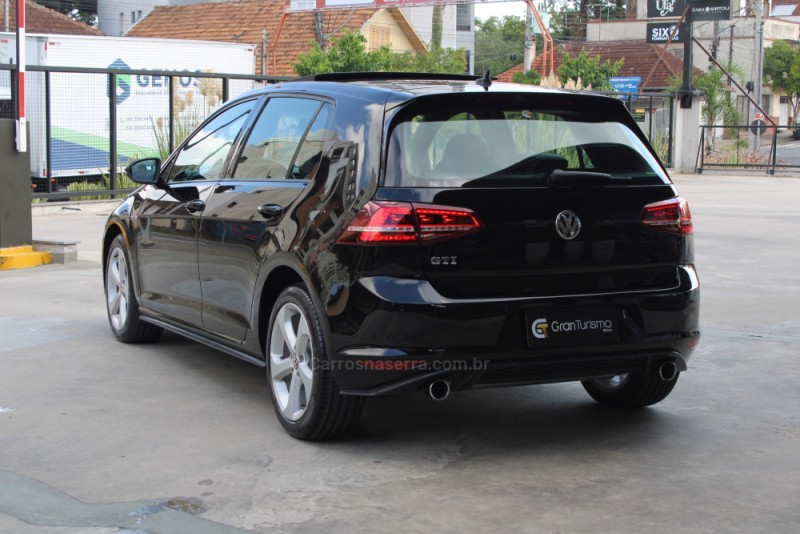 GOLF 2.0 TSI GTI 16V TURBO GASOLINA 4P AUTOMÁTICO - 2015 - CAXIAS DO SUL