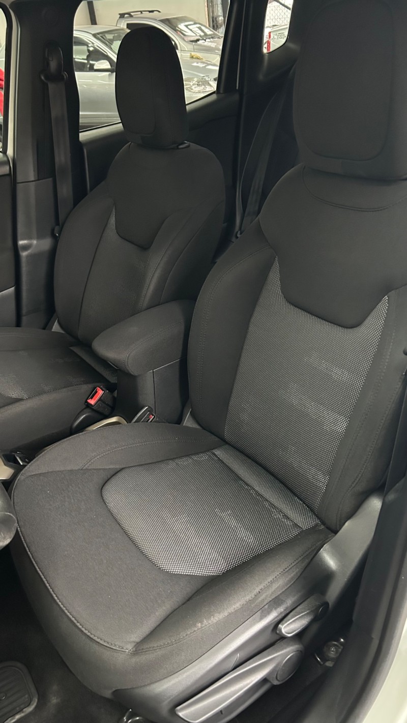 RENEGADE 1.8 16V FLEX 4P AUTOMÁTICO - 2018 - CAXIAS DO SUL