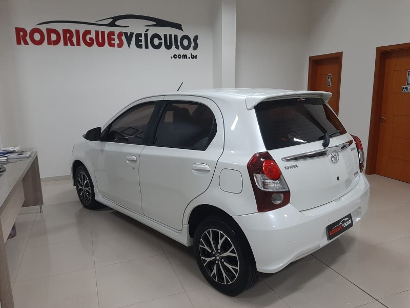 ETIOS 1.5 PLATINUM 16V FLEX 4P AUTOMÁTICO - 2018 - CAXIAS DO SUL