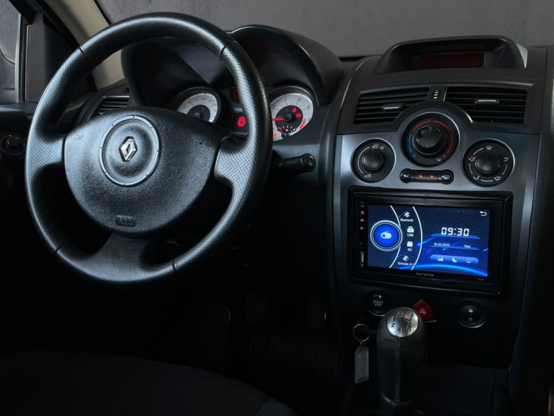 MÉGANE 1.6 EXPRESSION 16V FLEX 4P MANUAL - 2011 - CAXIAS DO SUL