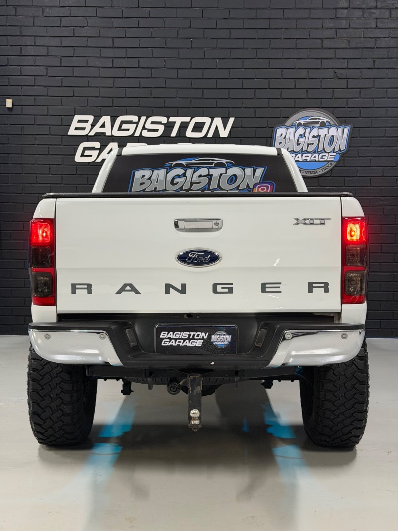RANGER 3.2 XLT 4X4 CD 20V DIESEL 4P AUTOMÁTICO - 2015 - CAXIAS DO SUL